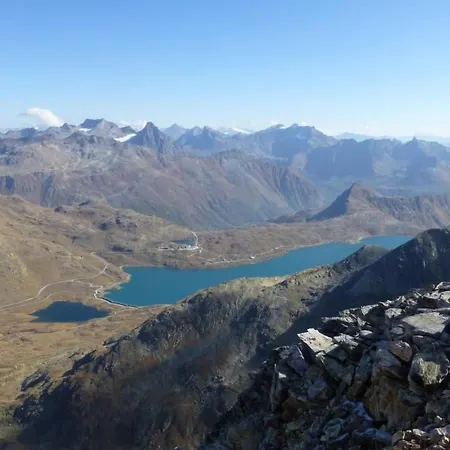 Appartamento Chesa Azalea 3 Klein By Interhome